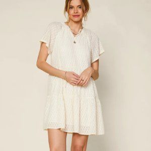 SKIES ARE BLUE Women's Textured Babydoll Mini Dress Women Size M in Cream